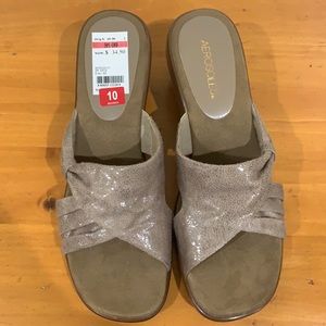 Aerosoles Tan Sandals Size 10